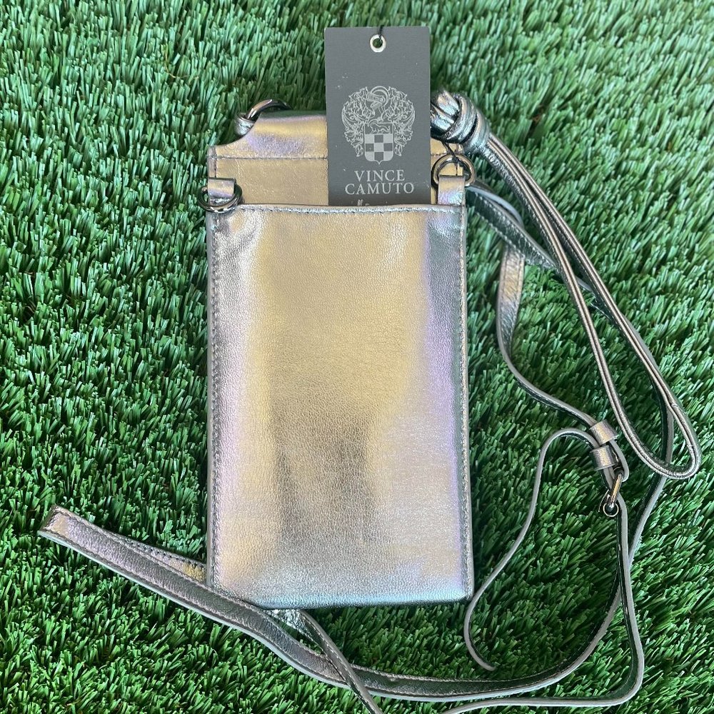 Vince Camuto Travel Wallet Grey